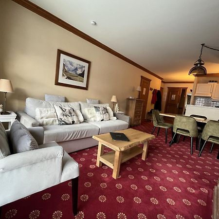 Le Refuge Du Montagnard, Arc 1950, Skis Aux Pieds, Spa Les Arcs  Luaran gambar